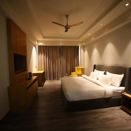 Hotel Abha Grand Aligarh Ngoại thất bức ảnh